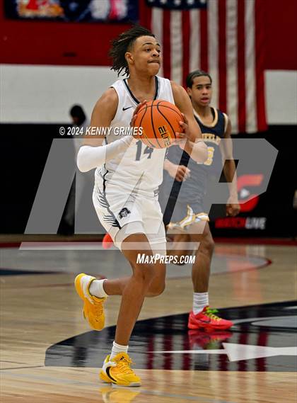 Thumbnail 1 in Norcross vs. Wheeler Georgia Nike Elite Showcase) photogallery.