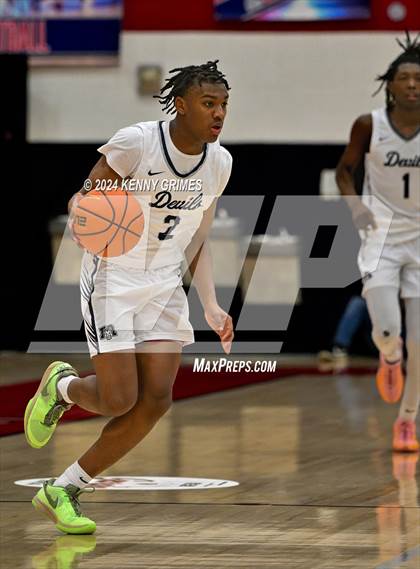 Thumbnail 2 in Norcross vs. Wheeler Georgia Nike Elite Showcase) photogallery.