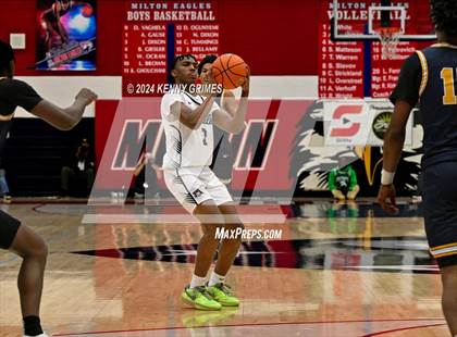 Thumbnail 2 in Norcross vs. Wheeler Georgia Nike Elite Showcase) photogallery.