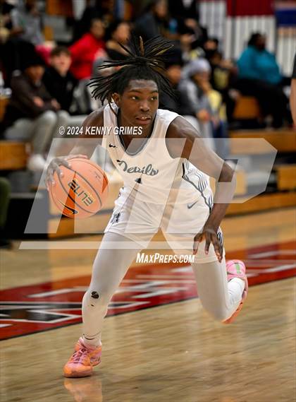 Thumbnail 1 in Norcross vs. Wheeler Georgia Nike Elite Showcase) photogallery.