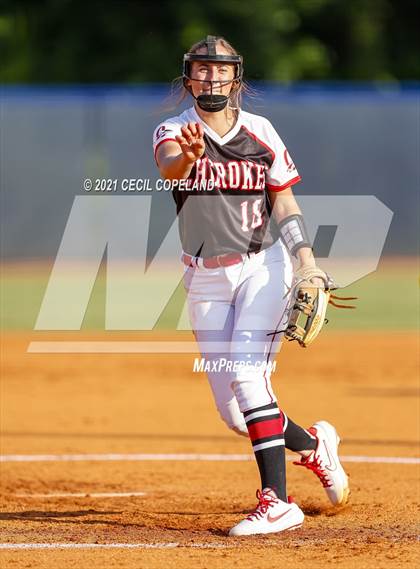 Thumbnail 1 in Cherokee @ River Ridge photogallery.
