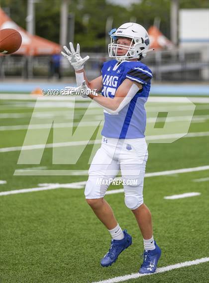 Thumbnail 1 in IMG Academy Blue vs Faith Christian Football photogallery.