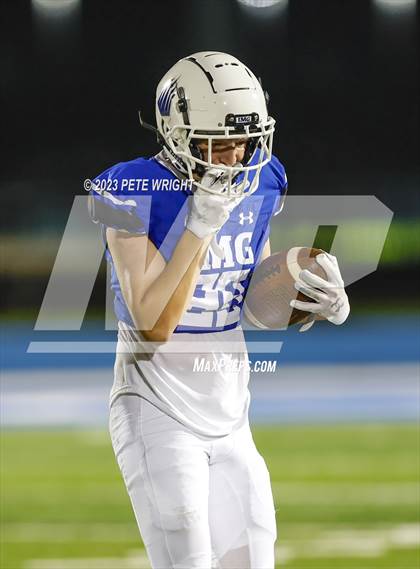 Thumbnail 3 in IMG Academy Blue vs Faith Christian Football photogallery.