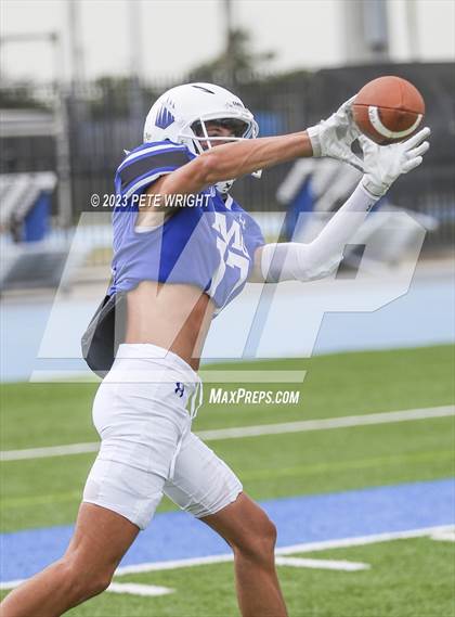 Thumbnail 3 in IMG Academy Blue vs Faith Christian Football photogallery.