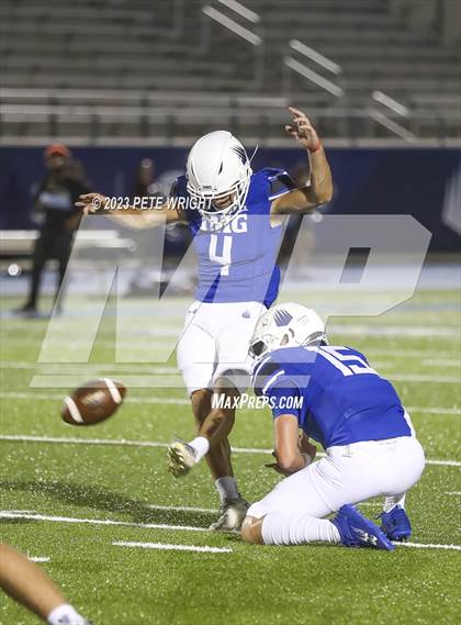 Thumbnail 3 in IMG Academy Blue vs Faith Christian Football photogallery.