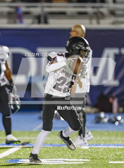 Thumbnail 3 in IMG Academy Blue vs Faith Christian Football photogallery.