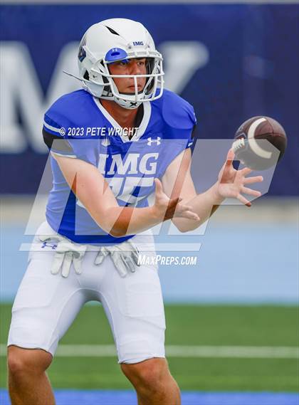 Thumbnail 3 in IMG Academy Blue vs Faith Christian Football photogallery.