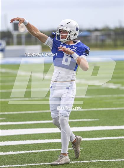 Thumbnail 3 in IMG Academy Blue vs Faith Christian Football photogallery.