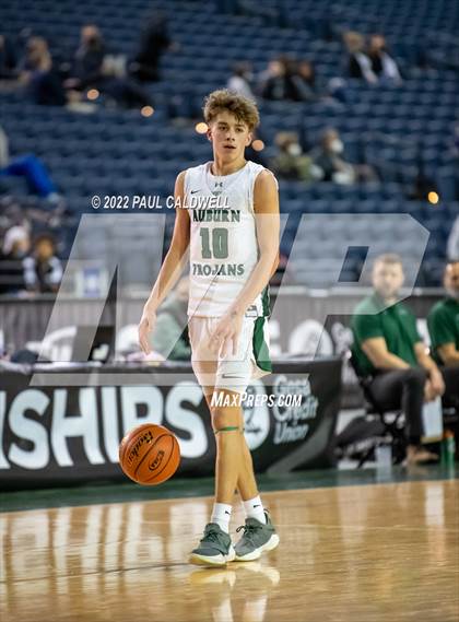 Thumbnail 3 in Kennewick vs. Auburn (WIAA 3A Round 1 State Playoff) photogallery.