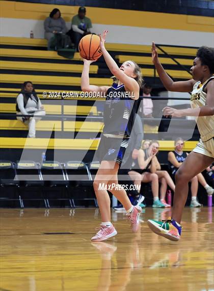 Thumbnail 1 in Bear Grass Charter @ Pamlico County (Hurricane Holiday Classic) photogallery.