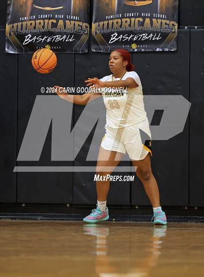 Thumbnail 2 in Bear Grass Charter @ Pamlico County (Hurricane Holiday Classic) photogallery.