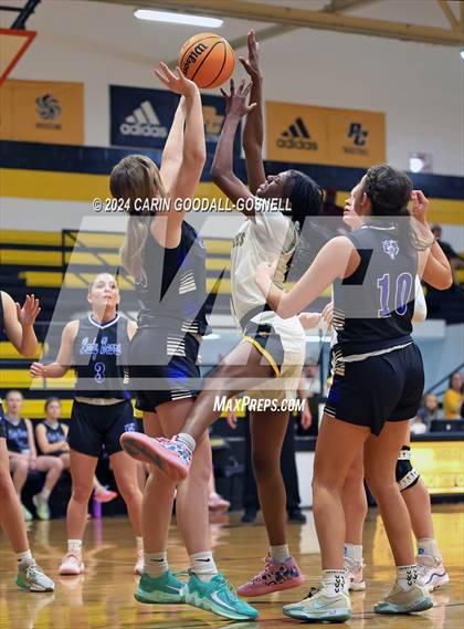 Thumbnail 3 in Bear Grass Charter @ Pamlico County (Hurricane Holiday Classic) photogallery.