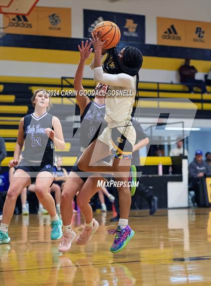 Thumbnail 1 in Bear Grass Charter @ Pamlico County (Hurricane Holiday Classic) photogallery.