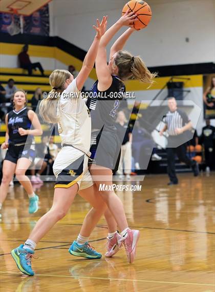Thumbnail 2 in Bear Grass Charter @ Pamlico County (Hurricane Holiday Classic) photogallery.