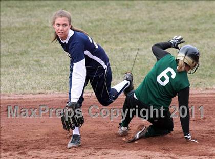Thumbnail 2 in Oshkosh North vs Appleton North photogallery.