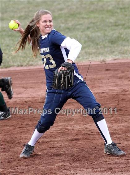 Thumbnail 3 in Oshkosh North vs Appleton North photogallery.