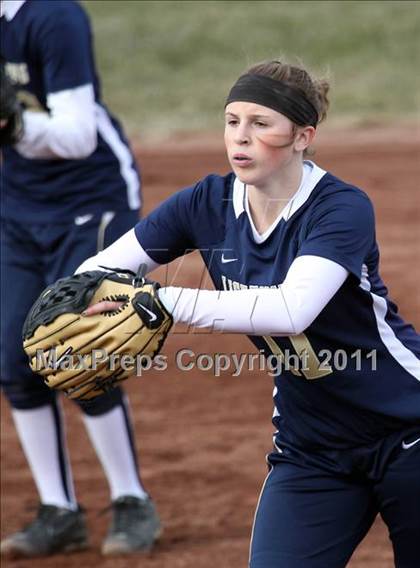 Thumbnail 1 in Oshkosh North vs Appleton North photogallery.