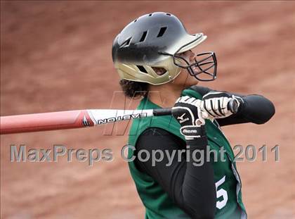 Thumbnail 3 in Oshkosh North vs Appleton North photogallery.