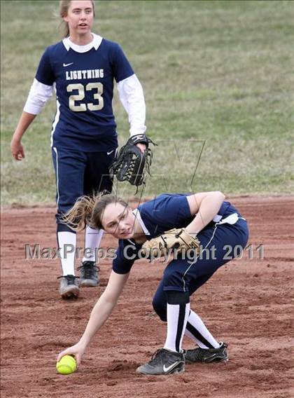 Thumbnail 1 in Oshkosh North vs Appleton North photogallery.