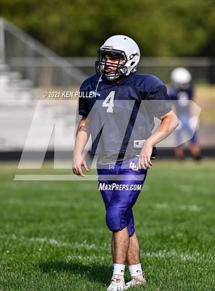 Thumbnail 2 in McCluer @ Luray photogallery.