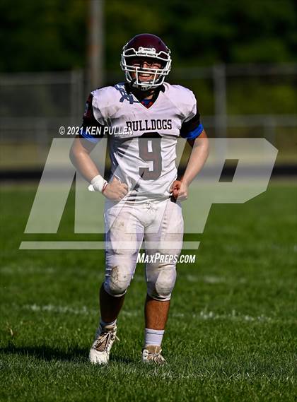 Thumbnail 2 in McCluer @ Luray photogallery.