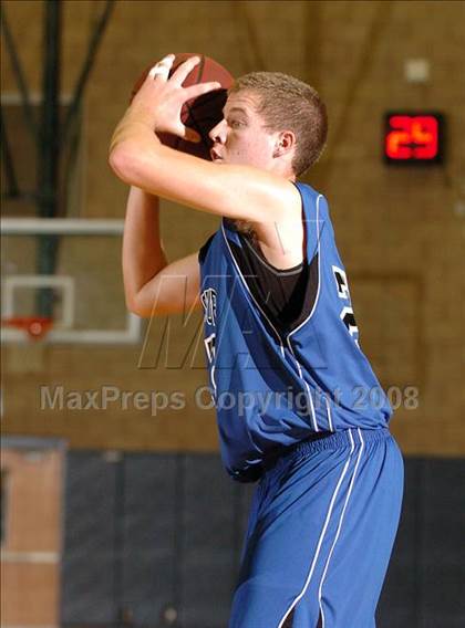 Thumbnail 1 in Amador @ Rosemont photogallery.