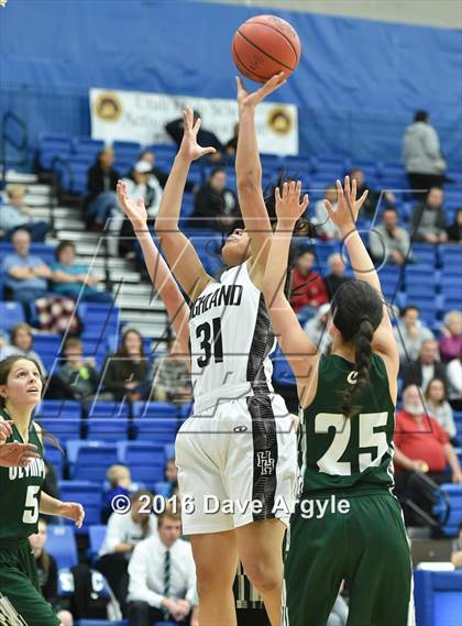 Thumbnail 3 in Olympus vs. Highland (UHSAA 4A First Round) photogallery.