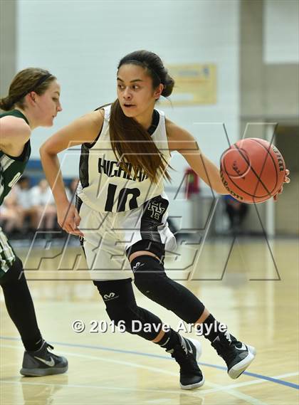 Thumbnail 3 in Olympus vs. Highland (UHSAA 4A First Round) photogallery.