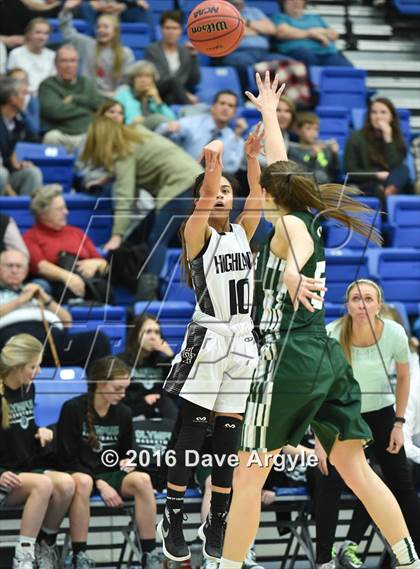 Thumbnail 1 in Olympus vs. Highland (UHSAA 4A First Round) photogallery.