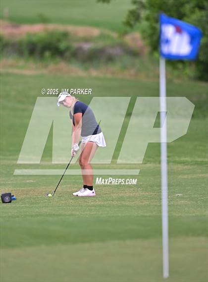 Thumbnail 3 in UIL 6A Golf State Finals (Round 2) photogallery.