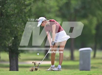 Thumbnail 3 in UIL 6A Golf State Finals (Round 2) photogallery.