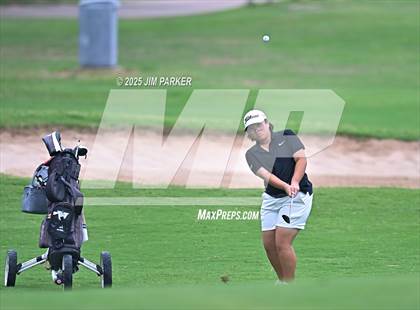 Thumbnail 3 in UIL 6A Golf State Finals (Round 2) photogallery.