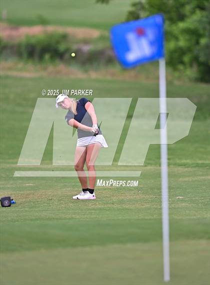 Thumbnail 1 in UIL 6A Golf State Finals (Round 2) photogallery.