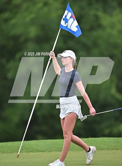 Thumbnail 2 in UIL 6A Golf State Finals (Round 2) photogallery.