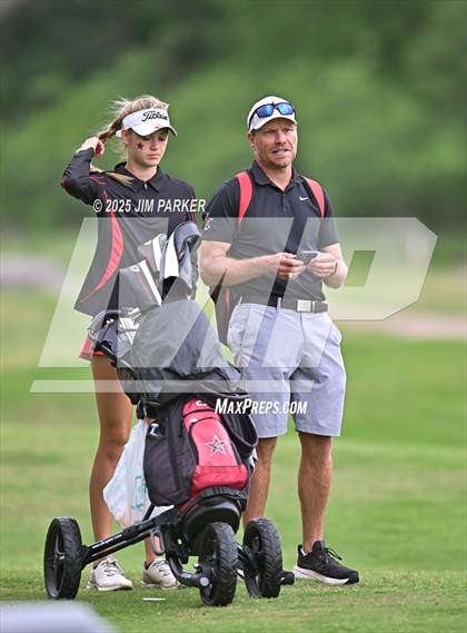 Thumbnail 1 in UIL 6A Golf State Finals (Round 2) photogallery.