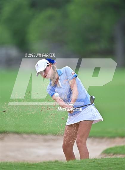 Thumbnail 3 in UIL 6A Golf State Finals (Round 2) photogallery.
