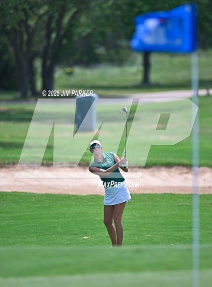 Thumbnail 3 in UIL 6A Golf State Finals (Round 2) photogallery.
