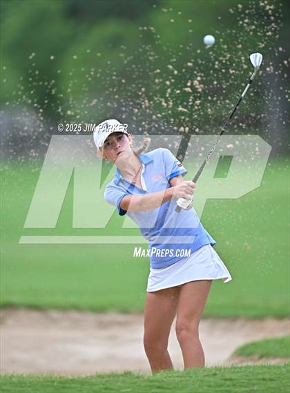 Thumbnail 2 in UIL 6A Golf State Finals (Round 2) photogallery.