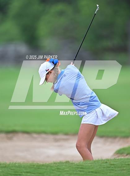 Thumbnail 3 in UIL 6A Golf State Finals (Round 2) photogallery.