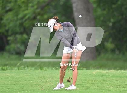 Thumbnail 2 in UIL 6A Golf State Finals (Round 2) photogallery.