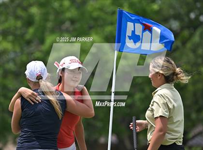 Thumbnail 3 in UIL 6A Golf State Finals (Round 2) photogallery.