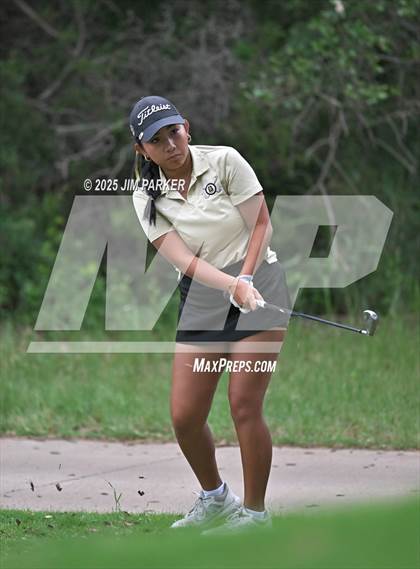 Thumbnail 2 in UIL 6A Golf State Finals (Round 2) photogallery.