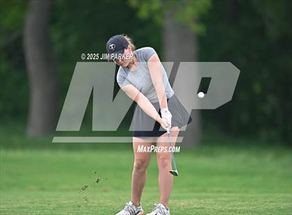 Thumbnail 1 in UIL 6A Golf State Finals (Round 2) photogallery.
