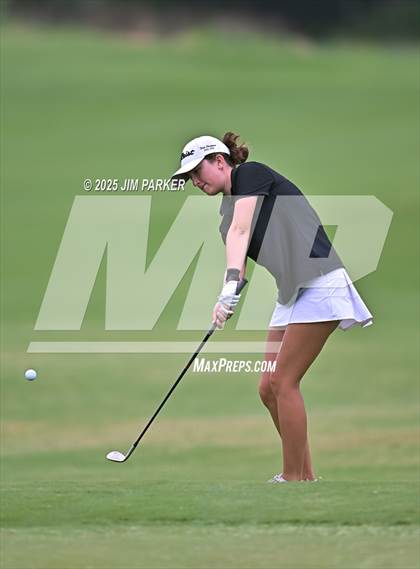 Thumbnail 3 in UIL 6A Golf State Finals (Round 2) photogallery.