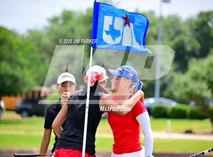 Thumbnail 1 in UIL 6A Golf State Finals (Round 2) photogallery.