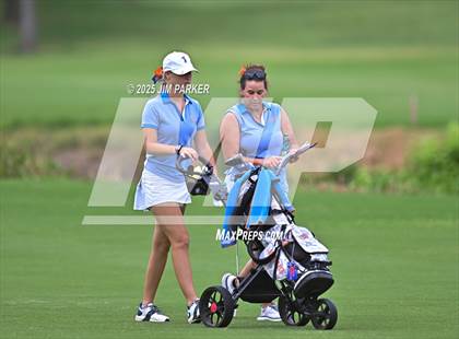 Thumbnail 3 in UIL 6A Golf State Finals (Round 2) photogallery.