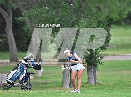 Thumbnail 3 in UIL 6A Golf State Finals (Round 2) photogallery.