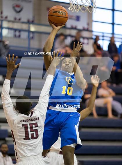 Thumbnail 2 in Carmel Christian vs. Seffner Christian (Hoodie's House Hoops Classic) photogallery.