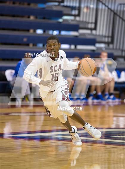 Thumbnail 2 in Carmel Christian vs. Seffner Christian (Hoodie's House Hoops Classic) photogallery.
