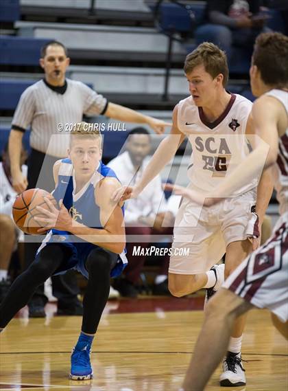 Thumbnail 1 in Carmel Christian vs. Seffner Christian (Hoodie's House Hoops Classic) photogallery.